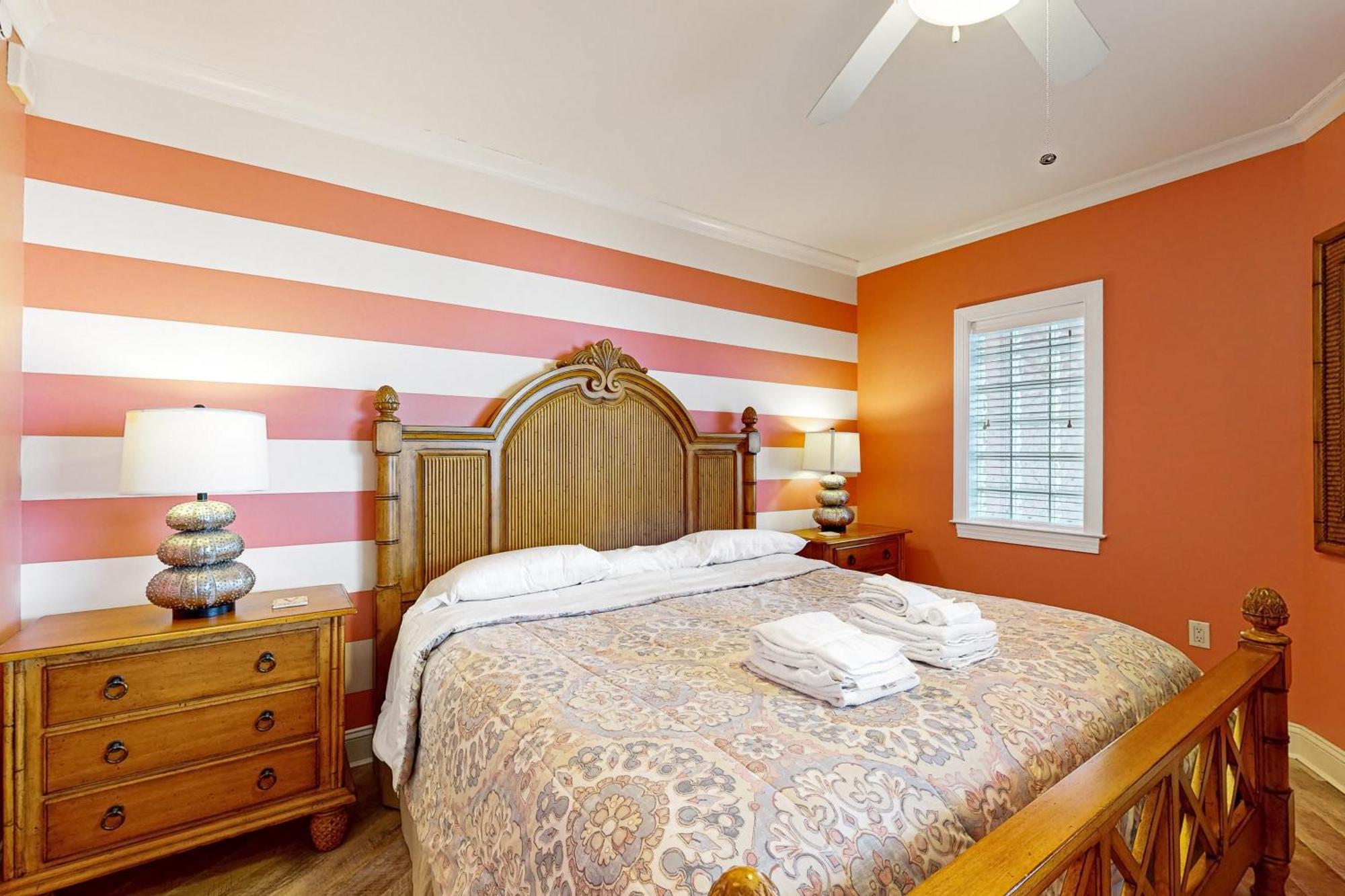 The Meridian Ocean City Room photo