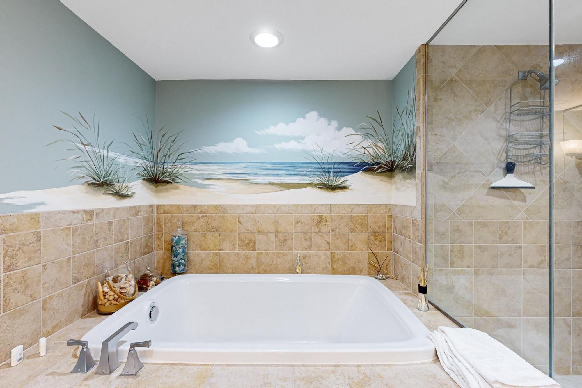 The Meridian Ocean City Room photo